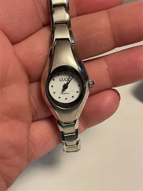 gucci bubble watch vintage ladies wrist watch